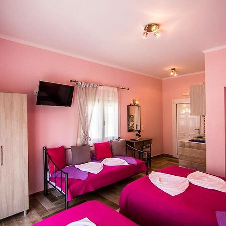 Christodoulos Eleftheria House Vrasná Esterno foto