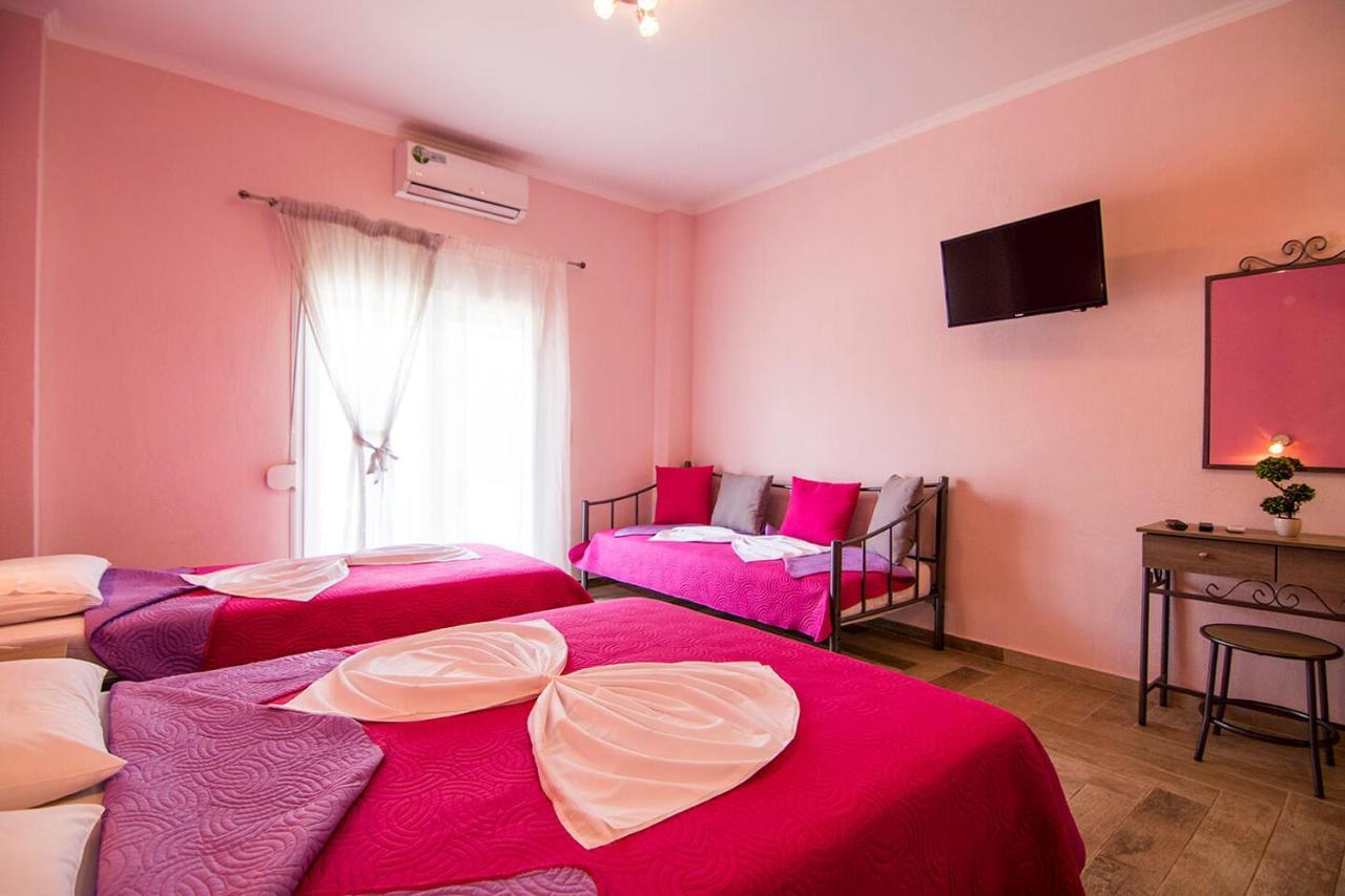 Christodoulos Eleftheria House Vrasná Esterno foto